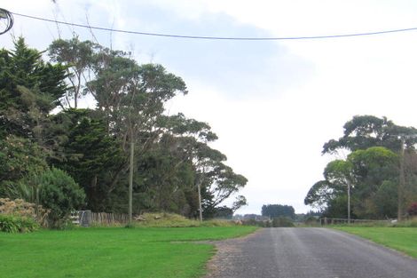 Photo of property in 54 School Road, Linton, Palmerston North, 4472