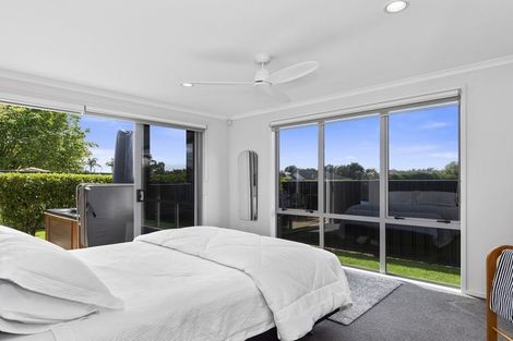 Photo of property in 11 Oriental Parade, Papamoa Beach, Papamoa, 3118