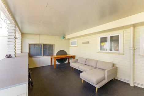 Photo of property in 6 Kohekohe Road, Waikanae, 5036