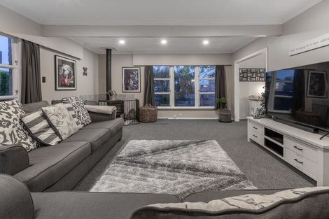 Photo of property in 42 Kennedy Drive, Levin, 5510