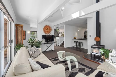 Photo of property in 2 Saint Marys Place, Onerahi, Whangarei, 0110