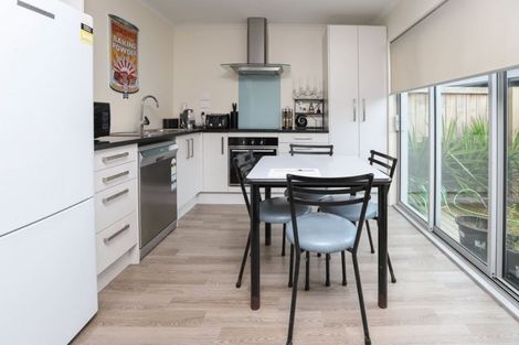 Photo of property in 215u3 Massey Street, Frankton, Hamilton, 3204