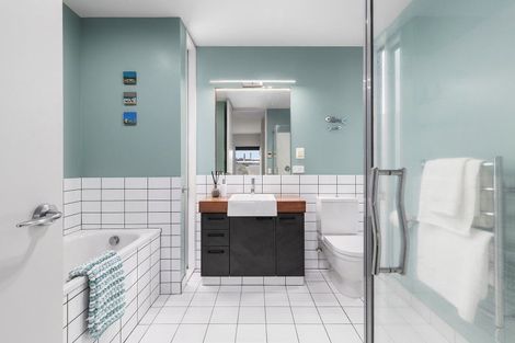 Photo of property in 14 Boardwalk Lane, Seatoun, Wellington, 6022