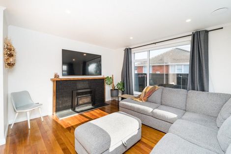 Photo of property in 5a Ayr Place, Hokowhitu, Palmerston North, 4410