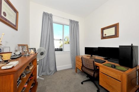 Photo of property in 74 Grafton Street, Waltham, Christchurch, 8011