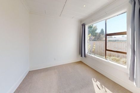 Photo of property in 19 Chelwood Street, Takaro, Palmerston North, 4412