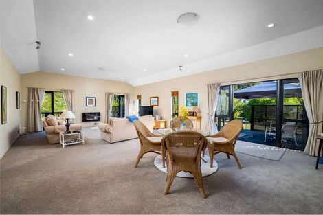 Photo of property in 15 Alderton Drive, Kerikeri, 0230