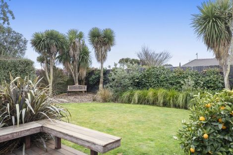 Photo of property in 20 Dunaverty Place, Broomfield, Christchurch, 8042