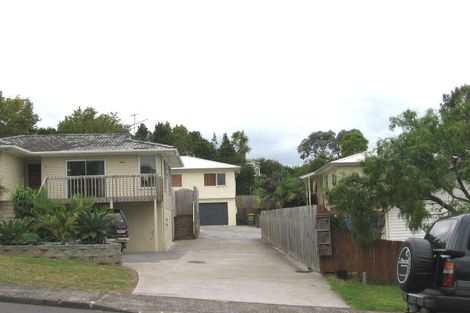 Photo of property in 27 Sequoia Place, Sunnynook, Auckland, 0620