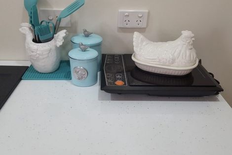 Photo of property in 14 Judd Place, Orewa, 0931