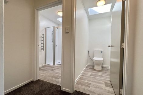 Photo of property in 2/74 Sunnybrae Road, Hillcrest, Auckland, 0627