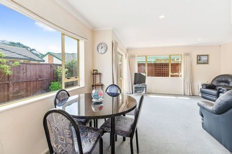 Photo of property in Miramar Villas, 23/3u Byron Street, Miramar, Wellington, 6022