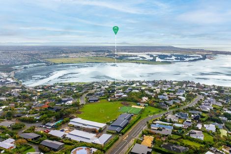 Photo of property in 302 Cannon Hill Crescent, Mount Pleasant, Christchurch, 8081