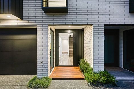 Photo of property in 21u2 Manning Street, Hamilton Central, Hamilton, 3204