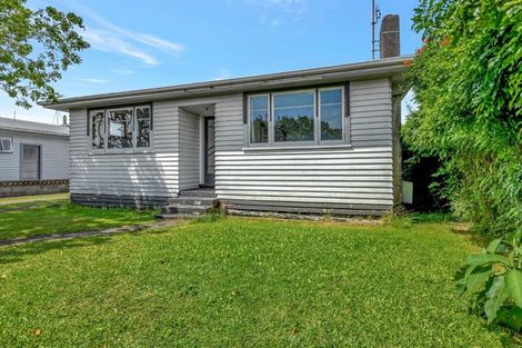 Photo of property in 195 South Road, Spotswood, New Plymouth, 4310