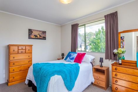 Photo of property in 43 Hewlett Road, Massey, Auckland, 0614