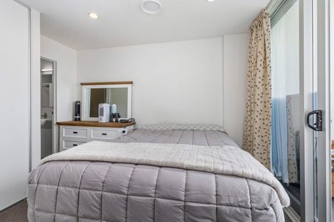 Photo of property in 606/17 Osterley Way, Manukau, Auckland, 2104