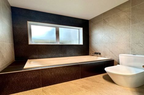 Photo of property in 9 Kaipuke Crescent, Gulf Harbour, Whangaparaoa, 0930
