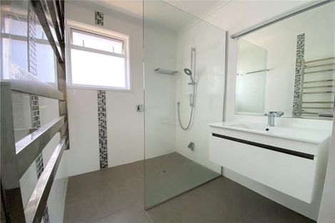 Photo of property in 41 Bodi Place, Te Atatu South, Auckland, 0610