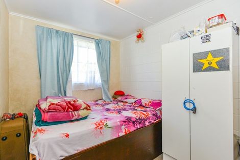 Photo of property in 2/806 Lyell Street, Akina, Hastings, 4122