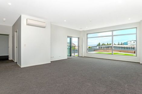 Photo of property in Marina View Apartments, 201/4 Reads Quay, Gisborne, 4010