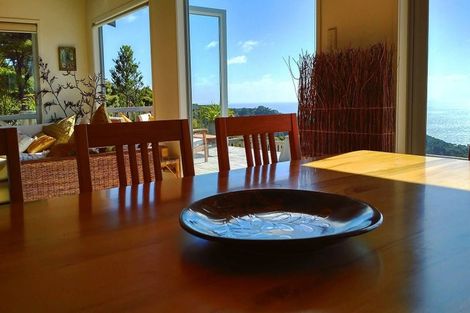 Photo of property in 128 Lone Kauri Road, Karekare, Auckland, 0772