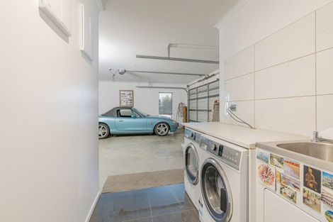 Photo of property in 50 Leeward Drive, Whitianga, 3510