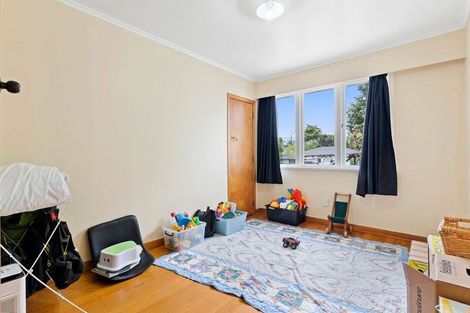 Photo of property in 20 Stokes Avenue, Te Atatu Peninsula, Auckland, 0610