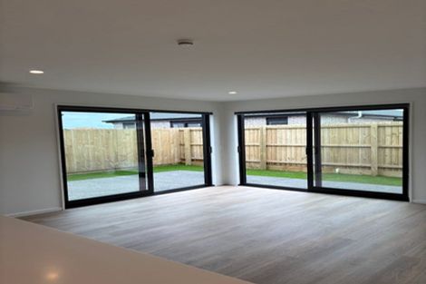 Photo of property in 28 John Gibb Street, Belfast, 8051