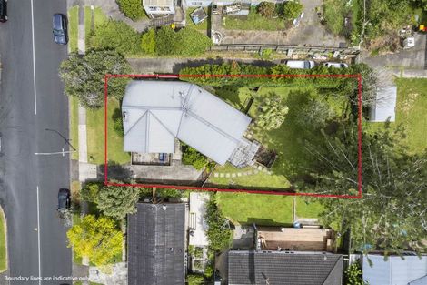 Photo of property in 10 Larne Avenue, Pakuranga Heights, Auckland, 2010