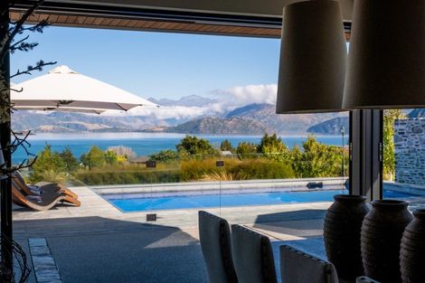 Photo of property in 12 Minaret Ridge, Wanaka, 9305