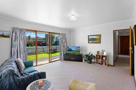 Photo of property in 1 Koromiko Road, Waikanae, 5036