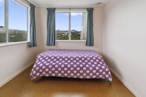 Photo of property in 12 Camrose Grove, Kingston, Wellington, 6021