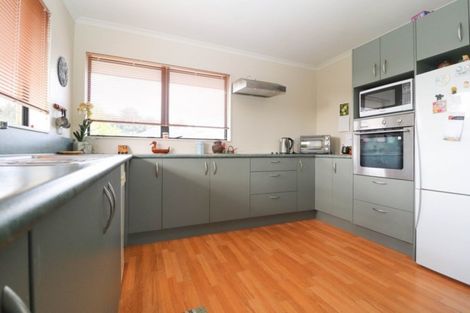 Photo of property in 2 Merrimana Drive, Thames, 3500