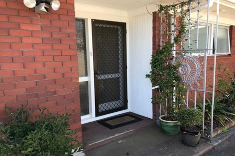 Photo of property in 102u2 Sandwich Road, St Andrews, Hamilton, 3200