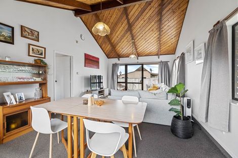 Photo of property in 51 Arthur Crescent, Hilltop, Taupo, 3330