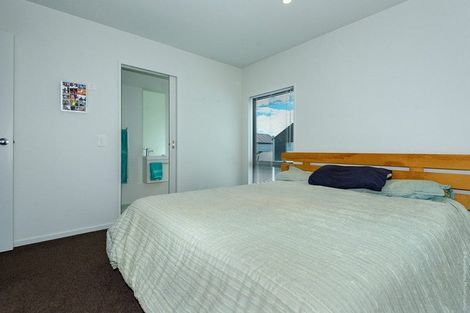 Photo of property in 16 Wheatsheaf Lane, Heathcote Valley, Christchurch, 8022