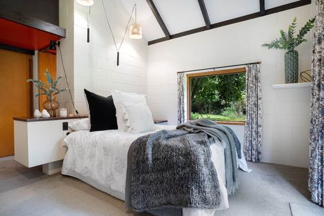 Photo of property in 12 Kempton Street, Greytown, 5712