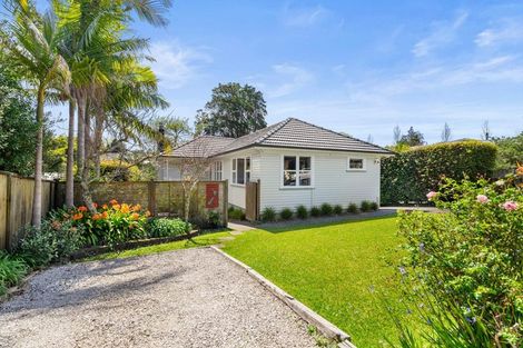 Photo of property in 12 Linwood Avenue, Forrest Hill, Auckland, 0620