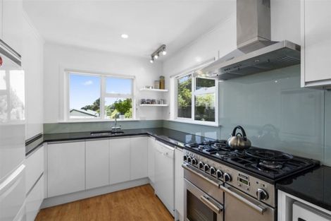 Photo of property in 53 Chesterton Street, Johnsonville, Wellington, 6037