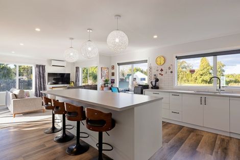 Photo of property in 17 Taksan Place, Pukete, Hamilton, 3200