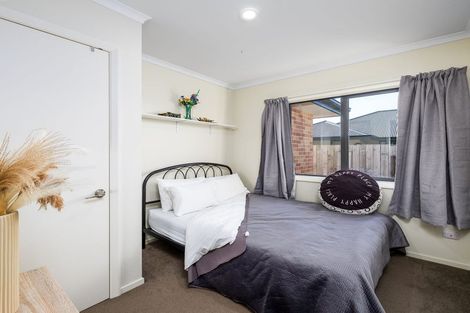Photo of property in 17 Eric Batchelor Place, Waimate, 7924