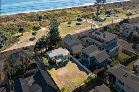 Photo of property in 706 Papamoa Beach Road, Papamoa Beach, Papamoa, 3118