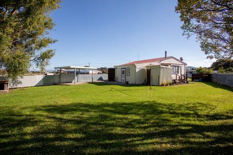 Photo of property in 16 Burgoyne Street, Woodville, 4920
