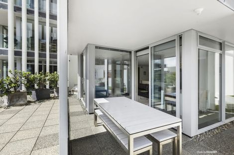 Photo of property in 1a/22 Telford Terrace, Oriental Bay, Wellington, 6011
