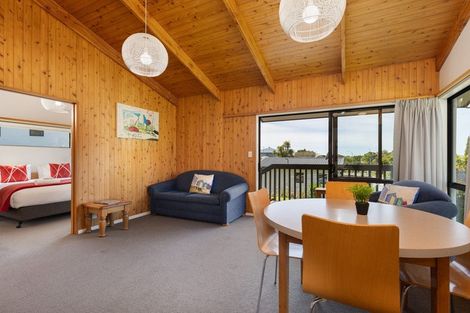 Photo of property in 8 Kotare Place, Kaiteriteri, Motueka, 7197