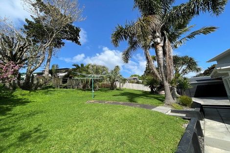 Photo of property in 15 Rosalind Road, Glenfield, Auckland, 0629