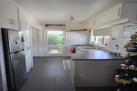 Photo of property in 2/16 Churchill Avenue, Manurewa, Auckland, 2102