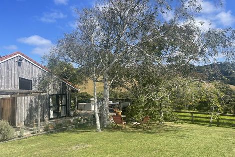 Photo of property in 175 Taylor Road, Waimauku, 0882