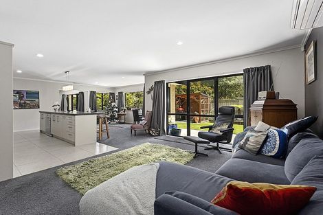 Photo of property in 347a Main Road North, Brown Owl, Upper Hutt, 5018